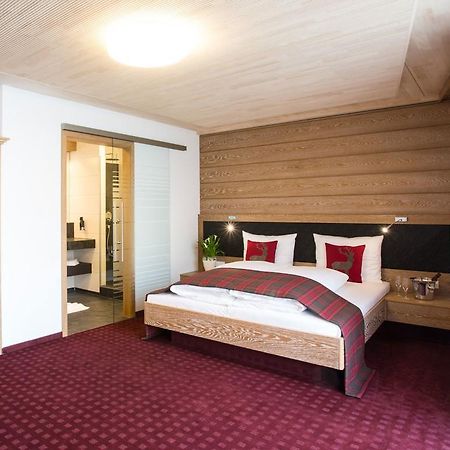 Hotel Kreuz Gaestehaus Und Lauchertbar Mit Terrasse Gammertingen المظهر الخارجي الصورة