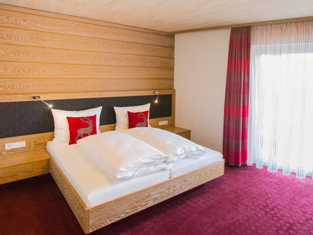 Hotel Kreuz Gaestehaus Und Lauchertbar Mit Terrasse Gammertingen المظهر الخارجي الصورة